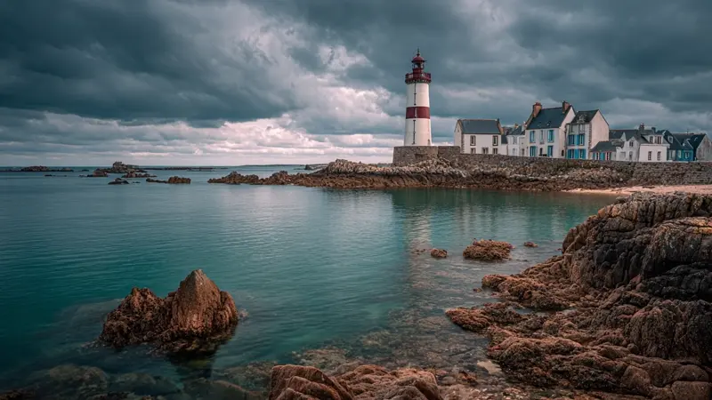 Vivre sur une île en France : Corse, Ouessant, Belle-Île, Ré et les autres